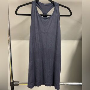Lululemon top